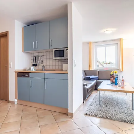 Apartment Schulstrasse S4 *